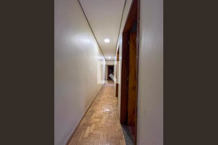 Corredor de casa para alugar com 3 quartos, 260m² em Sacomã, São Paulo