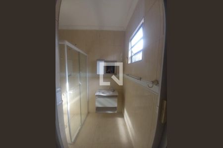 Banheiro de casa para alugar com 1 quarto, 52m² em Jardim Pereta, Poá