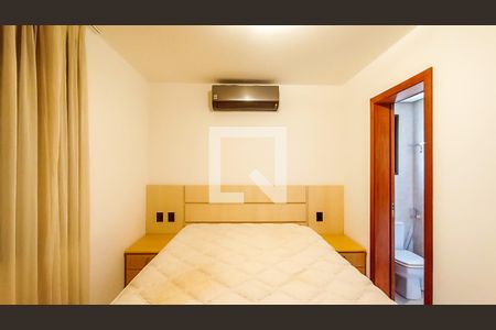 Suite  de apartamento à venda com 3 quartos, 80m² em Cristal, Porto Alegre