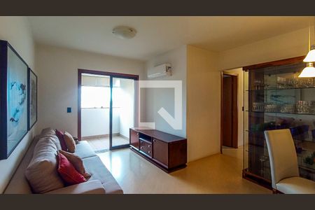 Sala  de apartamento à venda com 3 quartos, 80m² em Cristal, Porto Alegre