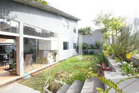 Área externa - Jardim  de casa à venda com 2 quartos, 100m² em Jardim das Américas, Curitiba