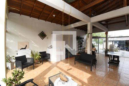 Varanda da Sala de casa à venda com 2 quartos, 100m² em Jardim das Américas, Curitiba