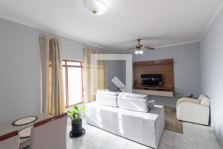 Salas de casa à venda com 3 quartos, 237m² em Jardim Carlos Lourenço, Campinas