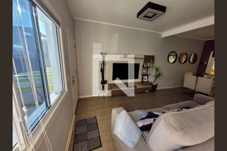 Sala de casa para alugar com 2 quartos, 135m² em Rio Bonito, São Paulo