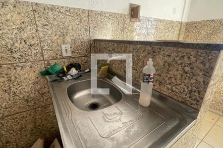 Cozinha de casa para alugar com 1 quarto, 42m² em São Bento, Duque de Caxias