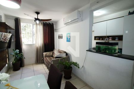 Apartamento à venda com 2 quartos, 50m² em Parada de Lucas, Rio de Janeiro
