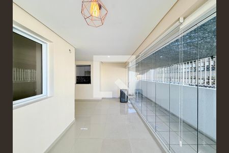 Sala  de apartamento para alugar com 2 quartos, 94m² em Jardim Santo Amaro, São Paulo
