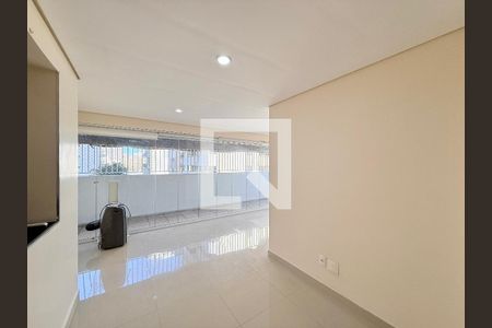 Sala  de apartamento para alugar com 2 quartos, 94m² em Jardim Santo Amaro, São Paulo