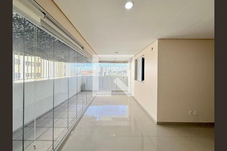 Sala  de apartamento para alugar com 2 quartos, 94m² em Jardim Santo Amaro, São Paulo