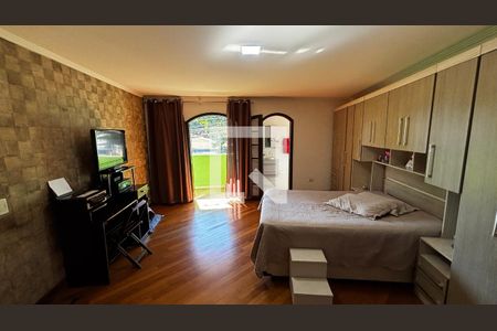 Suite de casa à venda com 3 quartos, 257m² em Parque Capuava, Santo André