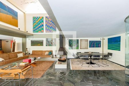 Casa à venda com 3 quartos, 600m² em Jardim Marajoara, São Paulo