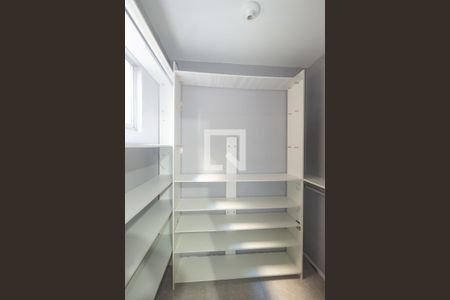 Closet do Quarto 1 de casa à venda com 3 quartos, 90m² em Jardim Letícia - Campo Grande, Rio de Janeiro