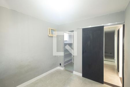 Quarto 1 de casa à venda com 3 quartos, 90m² em Jardim Letícia - Campo Grande, Rio de Janeiro