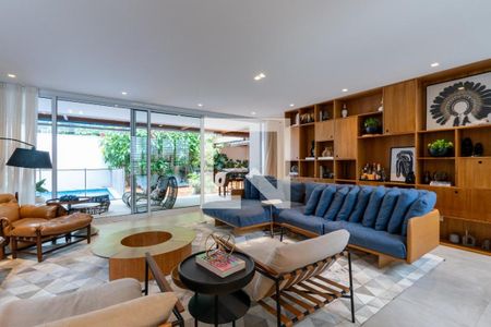 Casa de Condomínio à venda com 3 quartos, 357m² em Jardim Morumbi, São Paulo