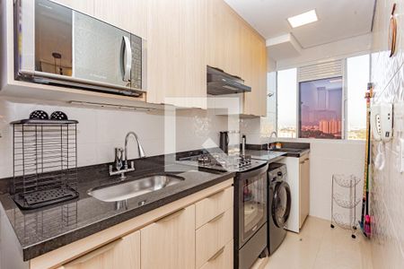 Cozinha e Área de Serviço de apartamento à venda com 2 quartos, 44m² em Parque Bristol, São Paulo
