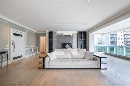 Apartamento à venda com 4 quartos, 234m² em Itaim Bibi, São Paulo