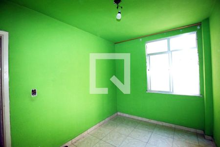 Quarto 2 de apartamento para alugar com 2 quartos, 48m² em Olaria, Rio de Janeiro