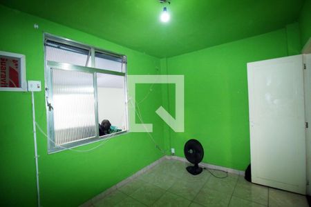 Quarto 1 de apartamento para alugar com 2 quartos, 48m² em Olaria, Rio de Janeiro