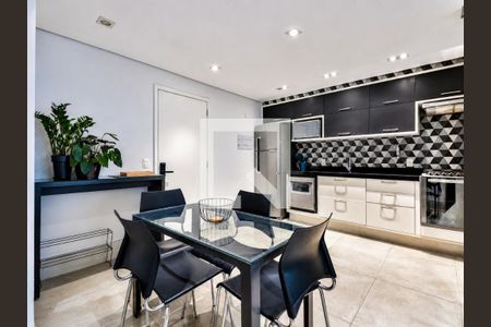 Apartamento à venda com 2 quartos, 54m² em Consolação, São Paulo