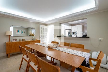 Casa à venda com 4 quartos, 225m² em Rolinópolis, São Paulo
