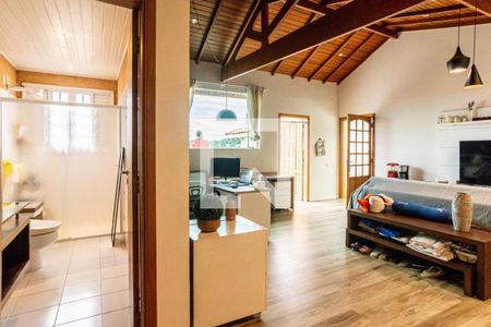 Casa à venda com 5 quartos, 312m² em Jardim Leonor, São Paulo