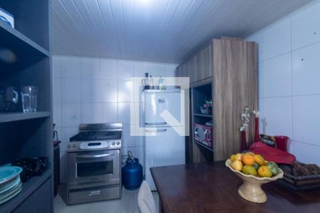 Cozinha de casa à venda com 6 quartos, 140m² em Novo Mundo, Curitiba