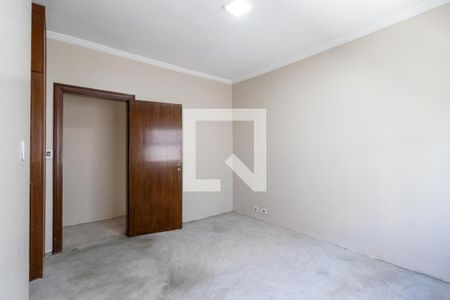 Casa à venda com 3 quartos, 340m² em Vila Sao Paulo, São Paulo