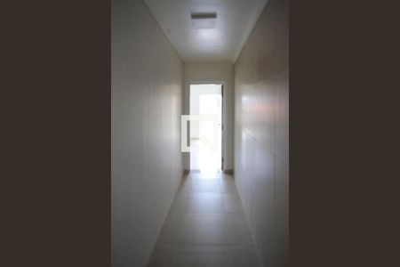 Casa 1 - Corredor de casa à venda com 4 quartos, 220m² em Vila Sao Domingos, São Paulo
