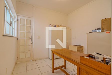 Casa à venda com 7 quartos, 300m² em Cambuí, Campinas