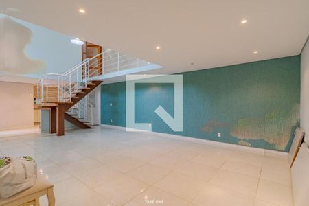 Casa à venda com 7 quartos, 300m² em Cambuí, Campinas