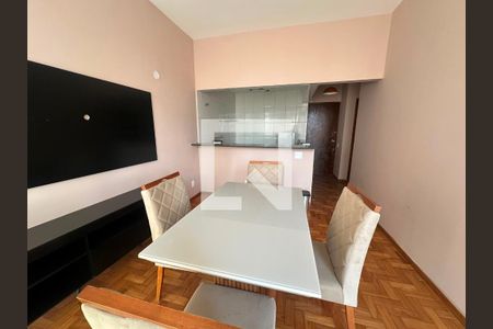 Sala de apartamento para alugar com 2 quartos, 70m² em Funcionários, Belo Horizonte
