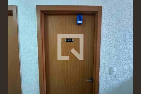 Entrada de apartamento para alugar com 2 quartos, 39m² em Chácara Estela, Barueri