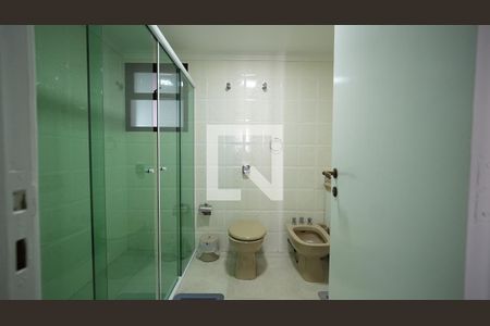 Banheiro da Suíte 1 de apartamento à venda com 3 quartos, 140m² em Santa Terezinha, Santo André