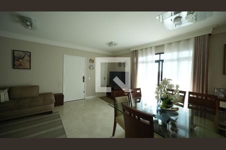Sala de apartamento à venda com 3 quartos, 140m² em Santa Terezinha, Santo André
