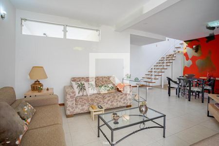 Casa de Condomínio à venda com 4 quartos, 251m² em Conjunto Habitacional Vila Santana (Sousas), Campinas