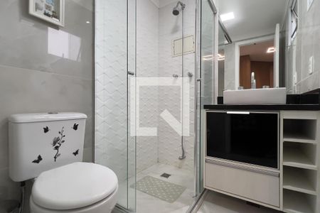 Banheiro da Suíte de apartamento para alugar com 2 quartos, 85m² em Jardim Santa Edwirges, Guarulhos