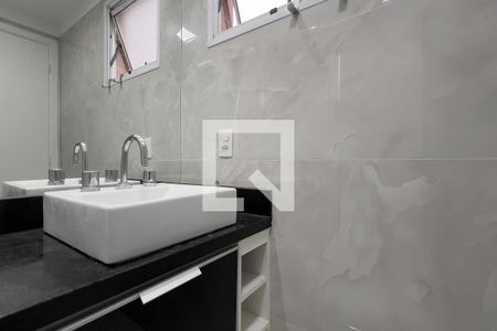 Banheiro da Suíte de apartamento para alugar com 2 quartos, 85m² em Jardim Santa Edwirges, Guarulhos