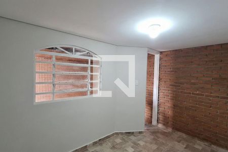 Casa à venda com 2 quartos, 153m² em Jardim Ester Yolanda, São Paulo