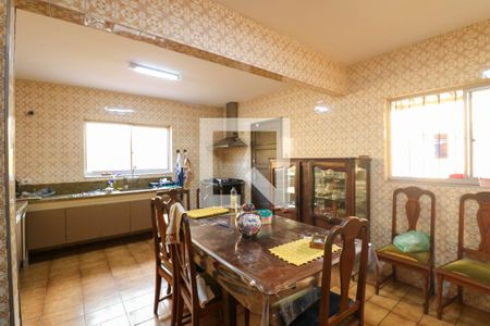 Cozinha de casa à venda com 3 quartos, 255m² em Campo Belo, São Paulo
