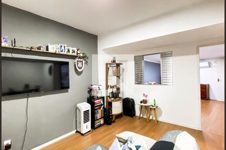 Corredor  de casa à venda com 4 quartos, 490m² em Vila Granada, São Paulo