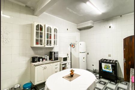 Cozinha de casa à venda com 4 quartos, 490m² em Vila Granada, São Paulo