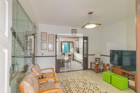 Sala de casa à venda com 4 quartos, 345m² em Marechal Rondon, Canoas