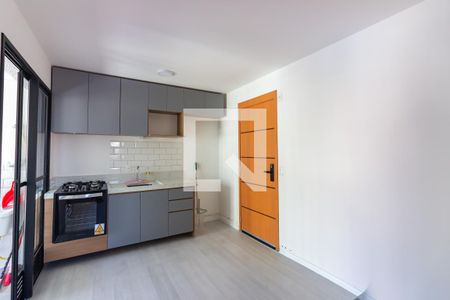 Sala e Cozinha  de apartamento para alugar com 2 quartos, 38m² em Centro, Osasco