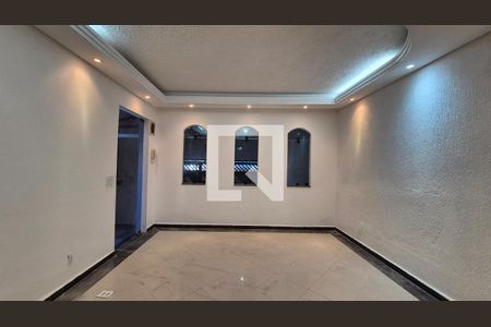 Casa para alugar com 3 quartos, 227m² em Jardim Irene, Santo André