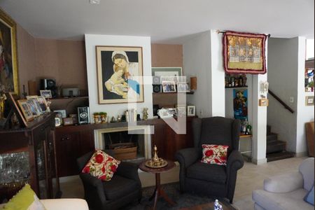 Detalhe Sala de casa de condomínio à venda com 2 quartos, 320m² em Residencial Tres (alphaville), Santana de Parnaíba