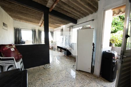 Cozinha 1 de casa à venda com 8 quartos, 360m² em Lindéia, Contagem