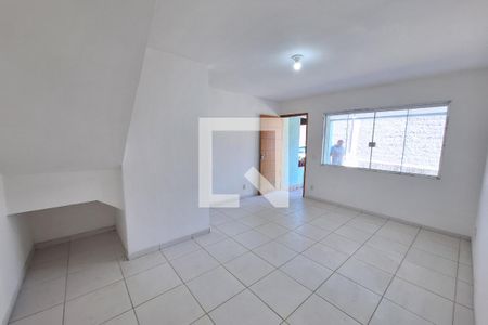 Casa para alugar com 2 quartos, 95m² em Jardim Primavera, Duque de Caxias
