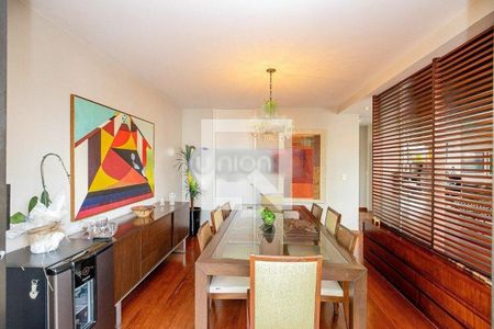 Apartamento à venda com 3 quartos, 225m² em Itaim Bibi, São Paulo