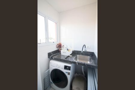 Cozinha/Área de serviço de apartamento para alugar com 2 quartos, 58m² em Vila Sao Vicente, São Paulo