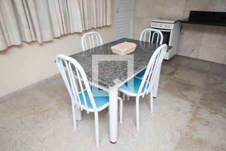 Sala/Cozinha de apartamento para alugar com 1 quarto, 71m² em Vila Sao Pedro, Santo André